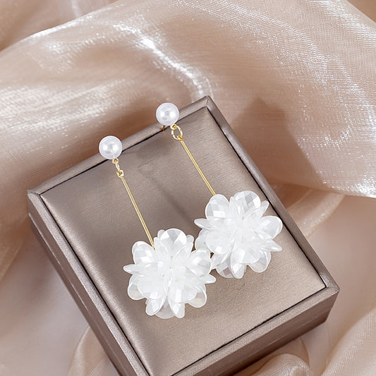 Pearl Flower Pure And Beautiful Elegant Rings
